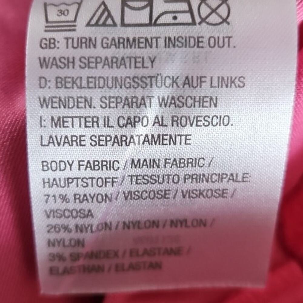 Belle by Kim Gravel Women's Capri Pants - Size 16 Hot Pink NWT - Picture 5 of 7